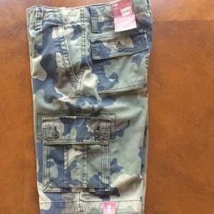 Boy's Arizona Cargo Camouflage Shorts Size 14